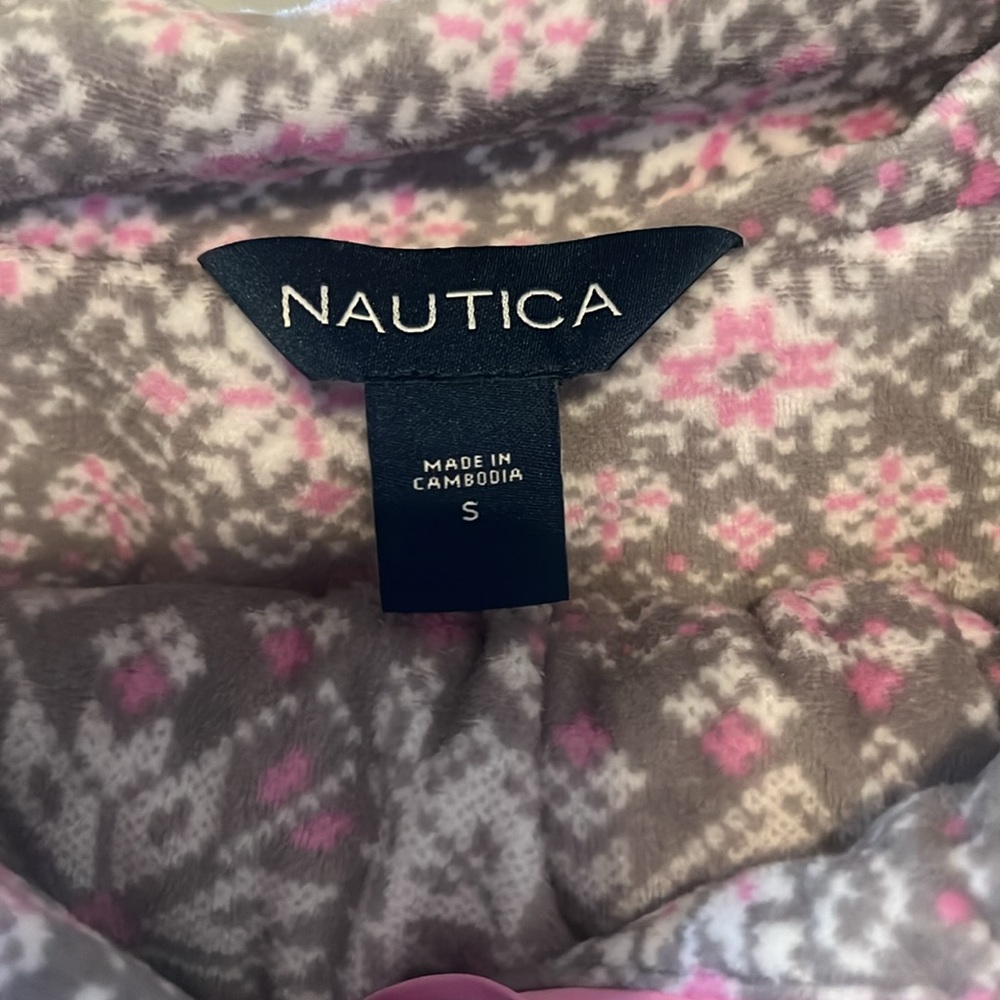 Nautica Christmas/winter pajamas - Picture 3 of 8